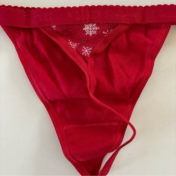 VINTAGE 2003 RARE Victoria’s Secret Signature Low Rise V-String Panties NEW - Picture 7 of 12